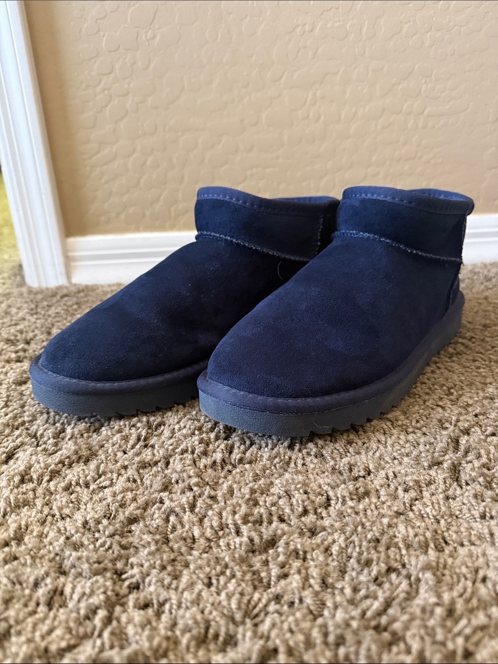 marices • navy suede short ankle boots
